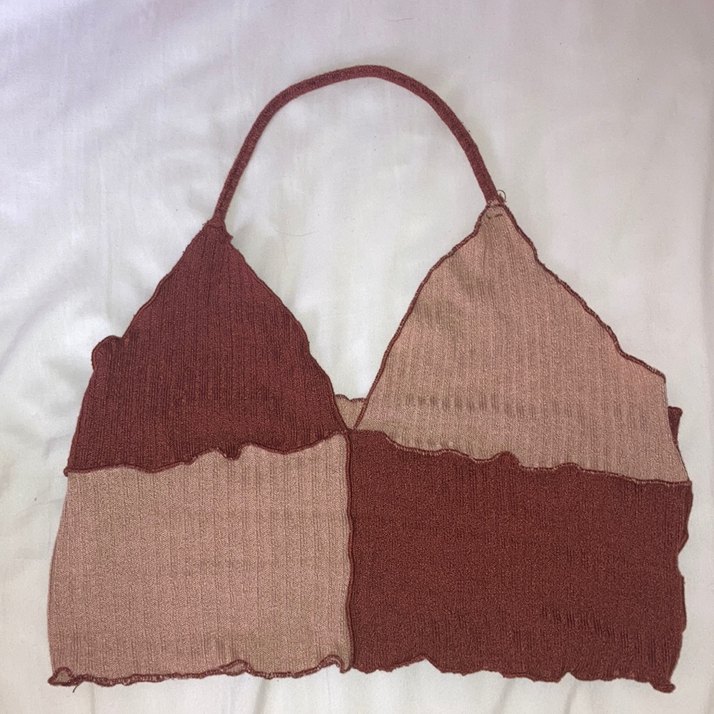 Tank top off SHEIN size M can fit a L